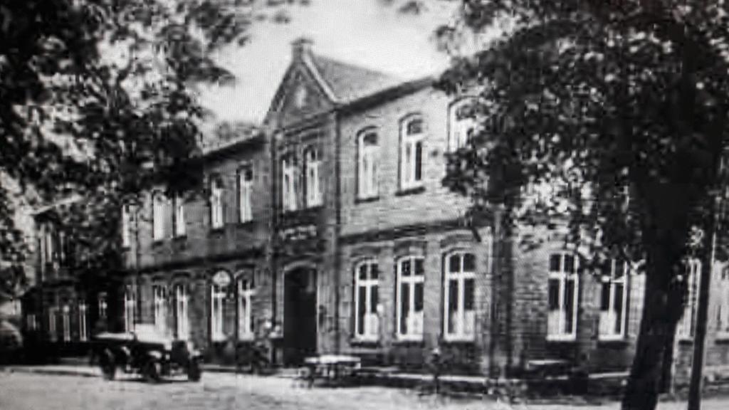 Kraeuterhotel & Restaurant Heidejaeger Mulmshorn Exteriér fotografie